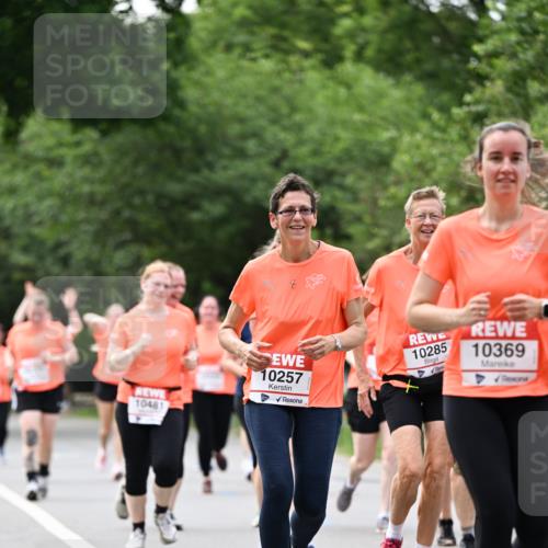 15.06.2025 - REWE Women's Run Dr. Thomas Lammeyer http://msf.ph/oto/7945462 15.06.2025 09:22:51 Laufen 10481, 10257, 10285, 10369 meine-sportfotos.de