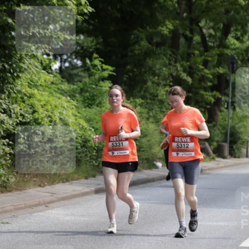 15.06.2025 - REWE Women's Run Jannik Wohlers http://msf.ph/oto/7945470 15.06.2025 10:18:37 Laufen 5331, 5312 meine-sportfotos.de
