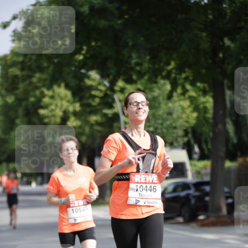 15.06.2025 - REWE Women's Run Jannik Wohlers http://msf.ph/oto/7945475 15.06.2025 08:48:12 Laufen 10446, 10549 meine-sportfotos.de
