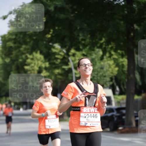 15.06.2025 - REWE Women's Run Jannik Wohlers http://msf.ph/oto/7945478 15.06.2025 08:48:12 Laufen 10549, 10446 meine-sportfotos.de