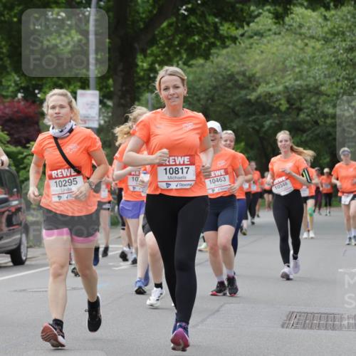 15.06.2025 - REWE Women's Run Jannik Wohlers http://msf.ph/oto/7945480 15.06.2025 08:29:47 Laufen 1043, 740, 10295, 10817, 10, 4, 10463, 10348 meine-sportfotos.de