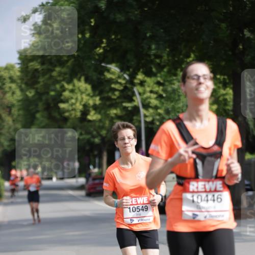 15.06.2025 - REWE Women's Run Jannik Wohlers http://msf.ph/oto/7945485 15.06.2025 08:48:13 Laufen 10549, 10446 meine-sportfotos.de
