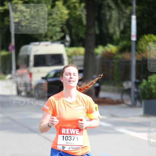 15.06.2025 - REWE Women's Run Jannik Wohlers http://msf.ph/oto/7945486 15.06.2025 09:44:26 Laufen 10371 meine-sportfotos.de