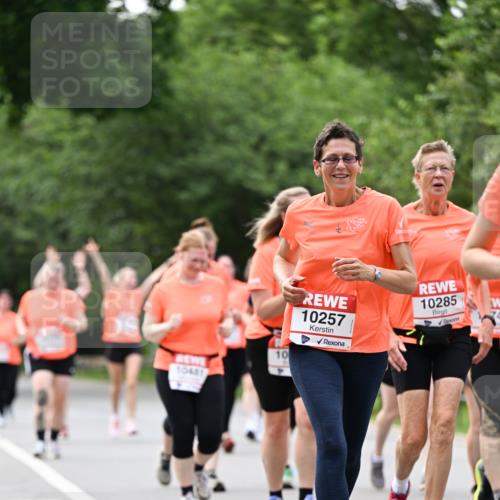 15.06.2025 - REWE Women's Run Dr. Thomas Lammeyer http://msf.ph/oto/7945498 15.06.2025 09:22:52 Laufen 10401, 10257, 10285 meine-sportfotos.de