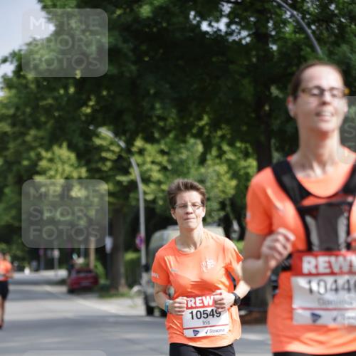 15.06.2025 - REWE Women's Run Jannik Wohlers http://msf.ph/oto/7945517 15.06.2025 08:48:13 Laufen 10545, 10446 meine-sportfotos.de