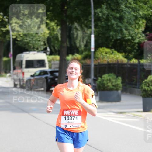 15.06.2025 - REWE Women's Run Jannik Wohlers http://msf.ph/oto/7945533 15.06.2025 09:44:26 Laufen 10371 meine-sportfotos.de