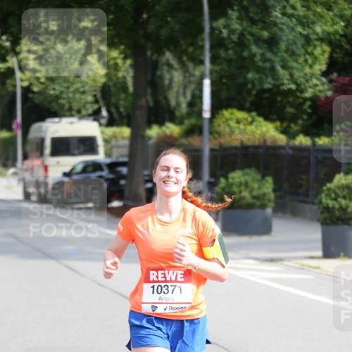 15.06.2025 - REWE Women's Run Jannik Wohlers http://msf.ph/oto/7945537 15.06.2025 09:44:26 Laufen 10371 meine-sportfotos.de