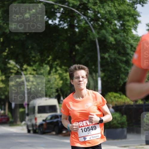 15.06.2025 - REWE Women's Run Jannik Wohlers http://msf.ph/oto/7945541 15.06.2025 08:48:14 Laufen 10549 meine-sportfotos.de