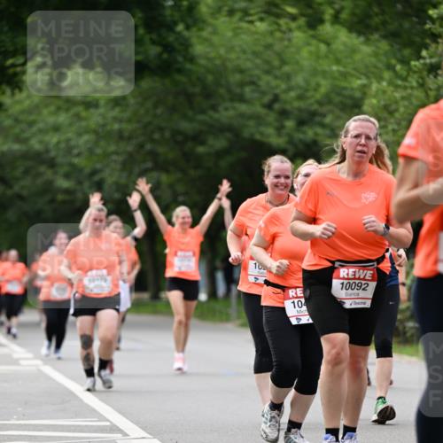 15.06.2025 - REWE Women's Run Dr. Thomas Lammeyer http://msf.ph/oto/7945542 15.06.2025 09:22:53 Laufen 10, 10092 meine-sportfotos.de