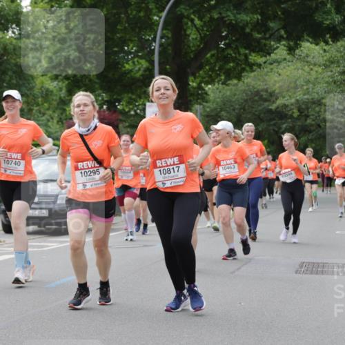 15.06.2025 - REWE Women's Run Jannik Wohlers http://msf.ph/oto/7945556 15.06.2025 08:29:48 Laufen 10740, 10742, 10295, 10064, 10817, 10463, 68, 10348 meine-sportfotos.de