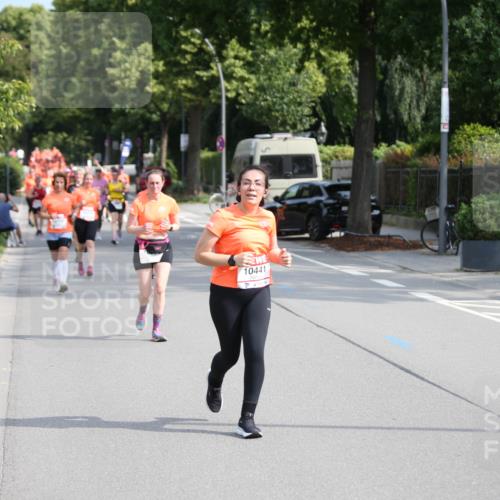 15.06.2025 - REWE Women's Run Jannik Wohlers http://msf.ph/oto/7945563 15.06.2025 09:44:30 Laufen 10441 meine-sportfotos.de