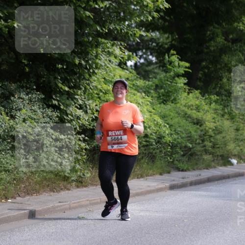 15.06.2025 - REWE Women's Run Jannik Wohlers http://msf.ph/oto/7945588 15.06.2025 10:18:43 Laufen 5664 meine-sportfotos.de