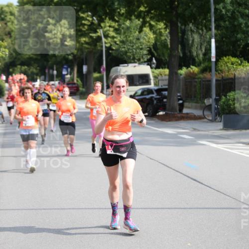 15.06.2025 - REWE Women's Run Jannik Wohlers http://msf.ph/oto/7945629 15.06.2025 09:44:33 Laufen 10479 meine-sportfotos.de