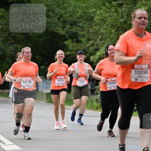 15.06.2025 - REWE Women's Run Dr. Thomas Lammeyer http://msf.ph/oto/7945641 15.06.2025 09:22:56 Laufen 10179, 10741, 10825, 10429, 10299 meine-sportfotos.de