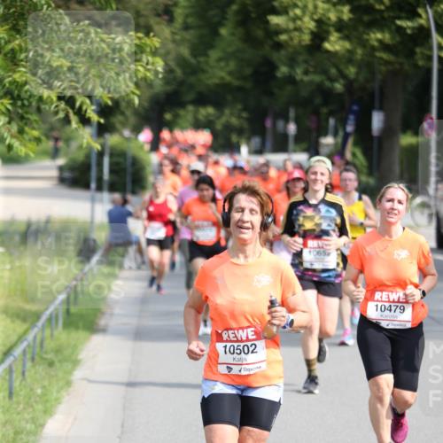 15.06.2025 - REWE Women's Run Jannik Wohlers http://msf.ph/oto/7945655 15.06.2025 09:44:35 Laufen 10502, 1065, 10479 meine-sportfotos.de