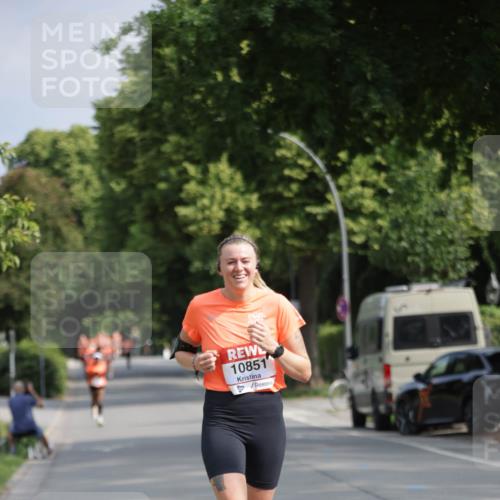 15.06.2025 - REWE Women's Run Jannik Wohlers http://msf.ph/oto/7945713 15.06.2025 08:48:22 Laufen 10851 meine-sportfotos.de