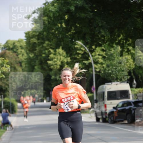 15.06.2025 - REWE Women's Run Jannik Wohlers http://msf.ph/oto/7945720 15.06.2025 08:48:22 Laufen 101 meine-sportfotos.de