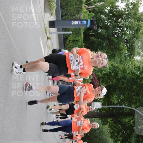 15.06.2025 - REWE Women's Run Jannik Wohlers http://msf.ph/oto/7945724 15.06.2025 08:29:50 Laufen 0755, 10, 10855, 10111 meine-sportfotos.de