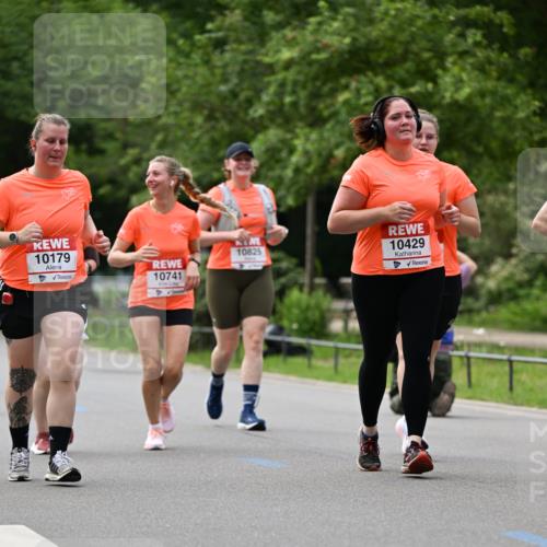 15.06.2025 - REWE Women's Run Dr. Thomas Lammeyer http://msf.ph/oto/7945725 15.06.2025 09:22:58 Laufen 10179, 10825, 10741, 10429 meine-sportfotos.de