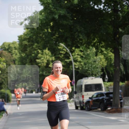 15.06.2025 - REWE Women's Run Jannik Wohlers http://msf.ph/oto/7945731 15.06.2025 08:48:22 Laufen 1085 meine-sportfotos.de