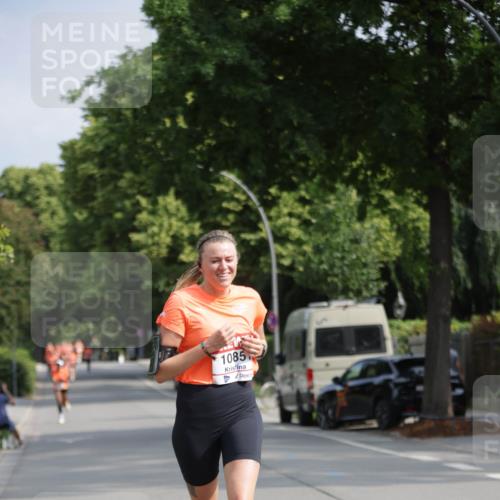15.06.2025 - REWE Women's Run Jannik Wohlers http://msf.ph/oto/7945733 15.06.2025 08:48:22 Laufen 1085 meine-sportfotos.de