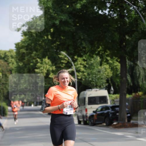 15.06.2025 - REWE Women's Run Jannik Wohlers http://msf.ph/oto/7945741 15.06.2025 08:48:22 Laufen 085 meine-sportfotos.de
