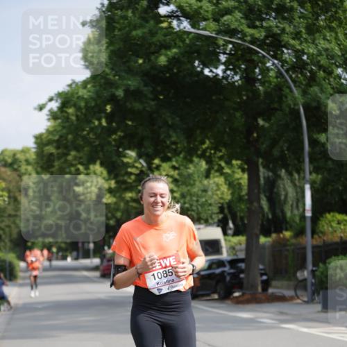 15.06.2025 - REWE Women's Run Jannik Wohlers http://msf.ph/oto/7945770 15.06.2025 08:48:23 Laufen 1085 meine-sportfotos.de