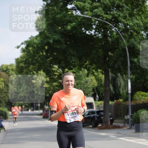 15.06.2025 - REWE Women's Run Jannik Wohlers http://msf.ph/oto/7945772 15.06.2025 08:48:23 Laufen 10851 meine-sportfotos.de