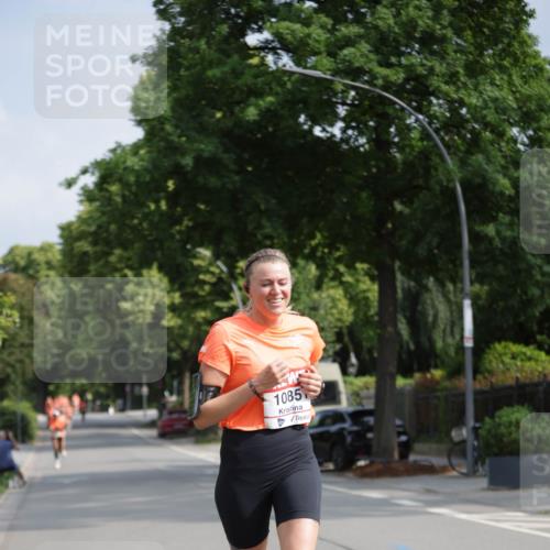 15.06.2025 - REWE Women's Run Jannik Wohlers http://msf.ph/oto/7945780 15.06.2025 08:48:23 Laufen 1085 meine-sportfotos.de
