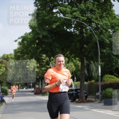 15.06.2025 - REWE Women's Run Jannik Wohlers http://msf.ph/oto/7945782 15.06.2025 08:48:23 Laufen 10851 meine-sportfotos.de