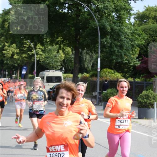 15.06.2025 - REWE Women's Run Jannik Wohlers http://msf.ph/oto/7945790 15.06.2025 09:44:37 Laufen 1065, 10502, 10211 meine-sportfotos.de