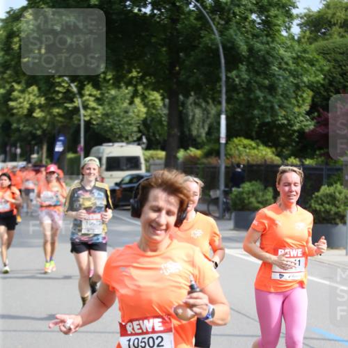 15.06.2025 - REWE Women's Run Jannik Wohlers http://msf.ph/oto/7945797 15.06.2025 09:44:37 Laufen 10652, 10502 meine-sportfotos.de