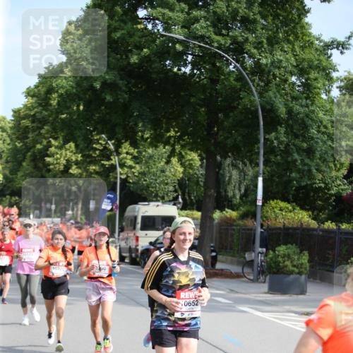 15.06.2025 - REWE Women's Run Jannik Wohlers http://msf.ph/oto/7945826 15.06.2025 09:44:38 Laufen 0652 meine-sportfotos.de