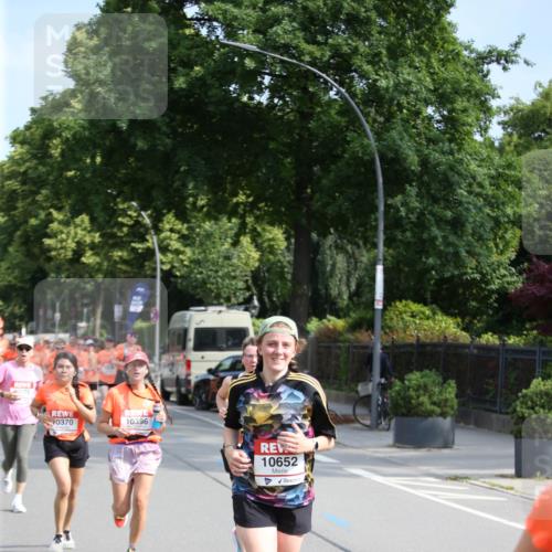 15.06.2025 - REWE Women's Run Jannik Wohlers http://msf.ph/oto/7945842 15.06.2025 09:44:39 Laufen 0175, 0370, 10396, 10652 meine-sportfotos.de