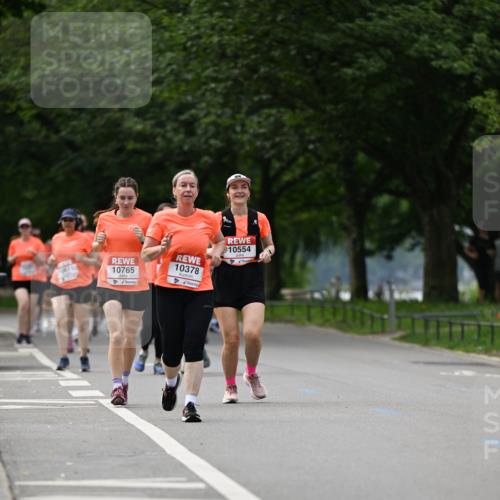 15.06.2025 - REWE Women's Run Dr. Thomas Lammeyer http://msf.ph/oto/7945858 15.06.2025 09:23:04 Laufen 10611, 10765, 10554, 10378 meine-sportfotos.de