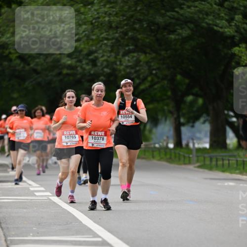 15.06.2025 - REWE Women's Run Dr. Thomas Lammeyer http://msf.ph/oto/7945878 15.06.2025 09:23:04 Laufen 10611, 10765, 10378, 10554 meine-sportfotos.de