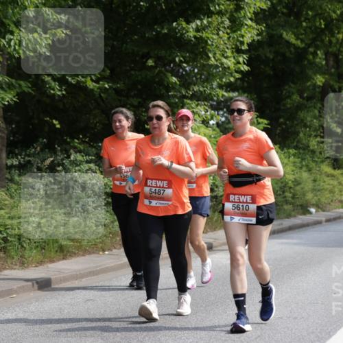 15.06.2025 - REWE Women's Run Jannik Wohlers http://msf.ph/oto/7945928 15.06.2025 10:19:10 Laufen 56, 5487, 5610 meine-sportfotos.de