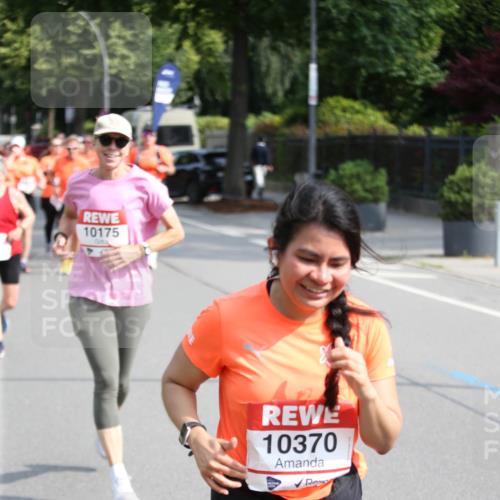 15.06.2025 - REWE Women's Run Jannik Wohlers http://msf.ph/oto/7945938 15.06.2025 09:44:42 Laufen 10175, 10370 meine-sportfotos.de