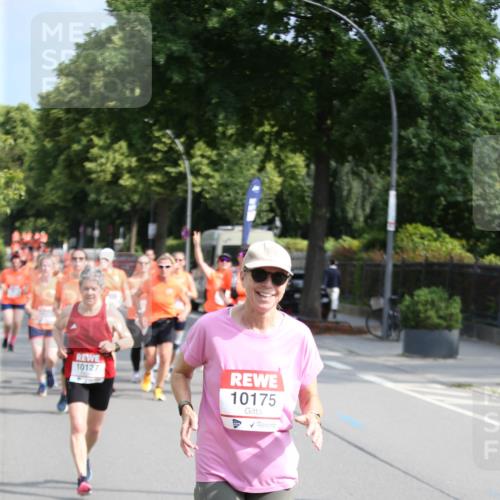15.06.2025 - REWE Women's Run Jannik Wohlers http://msf.ph/oto/7945958 15.06.2025 09:44:42 Laufen 10127, 10175 meine-sportfotos.de