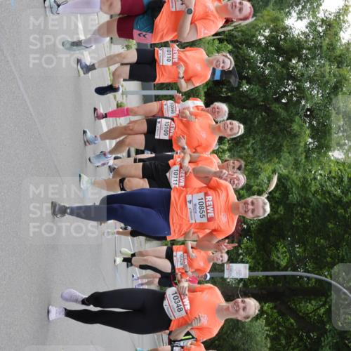 15.06.2025 - REWE Women's Run Jannik Wohlers http://msf.ph/oto/7945982 15.06.2025 08:29:52 Laufen 54, 10110, 10040, 10109, 101114, 10855, 10428, 10348 meine-sportfotos.de