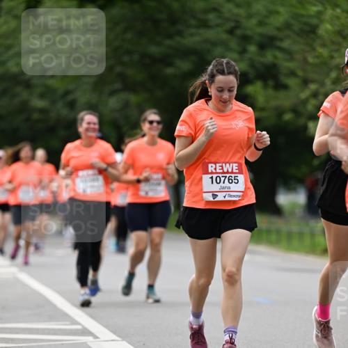 15.06.2025 - REWE Women's Run Dr. Thomas Lammeyer http://msf.ph/oto/7946026 15.06.2025 09:23:11 Laufen 10765 meine-sportfotos.de