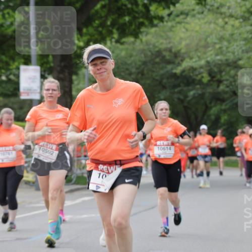 15.06.2025 - REWE Women's Run Jannik Wohlers http://msf.ph/oto/7946051 15.06.2025 08:29:54 Laufen 10761, 10592, 10, 10614 meine-sportfotos.de