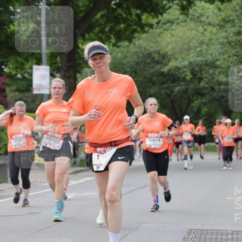 15.06.2025 - REWE Women's Run Jannik Wohlers http://msf.ph/oto/7946056 15.06.2025 08:29:54 Laufen 10761, 10643, 7, 10592, 10614 meine-sportfotos.de
