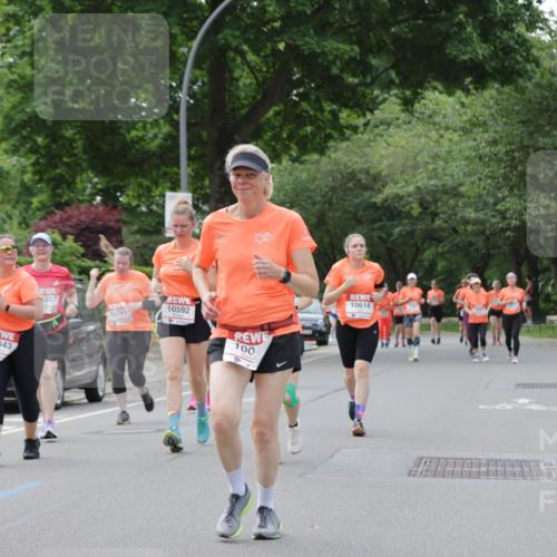 15.06.2025 - REWE Women's Run Jannik Wohlers http://msf.ph/oto/7946080 15.06.2025 08:29:55 Laufen 10643, 307, 10592, 10761, 100, 10614 meine-sportfotos.de