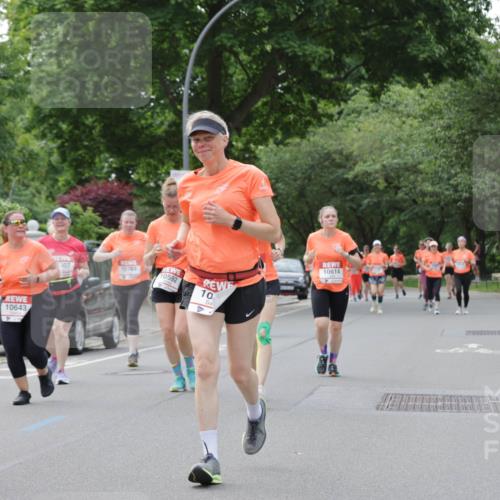 15.06.2025 - REWE Women's Run Jannik Wohlers http://msf.ph/oto/7946098 15.06.2025 08:29:55 Laufen 28, 10643, 10614, 2307, 10761, 10592, 10 meine-sportfotos.de