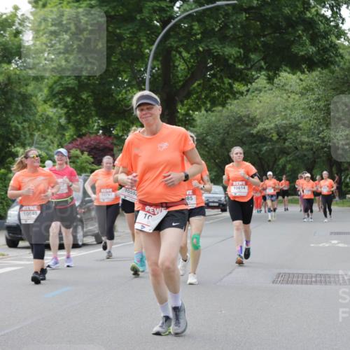 15.06.2025 - REWE Women's Run Jannik Wohlers http://msf.ph/oto/7946114 15.06.2025 08:29:55 Laufen 10428, 10614, 10761, 10592, 85, 10643, 10 meine-sportfotos.de