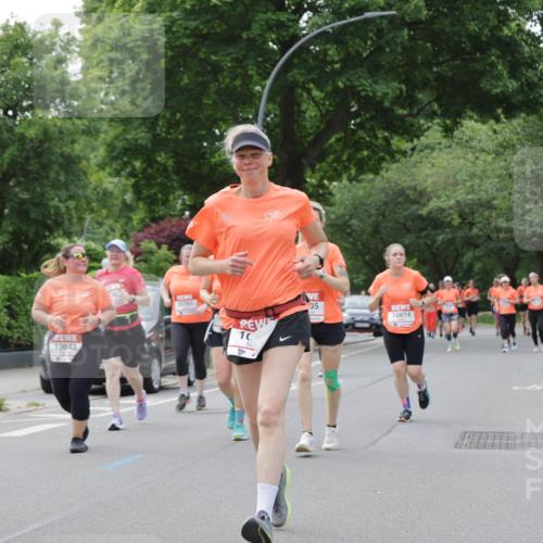 15.06.2025 - REWE Women's Run Jannik Wohlers http://msf.ph/oto/7946126 15.06.2025 08:29:55 Laufen 10428, 10643, 10761, 35, 10614 meine-sportfotos.de