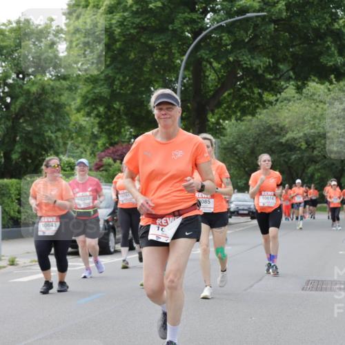 15.06.2025 - REWE Women's Run Jannik Wohlers http://msf.ph/oto/7946137 15.06.2025 08:29:55 Laufen 10428, 10643, 10307, 10761, 10, 10614, 085 meine-sportfotos.de