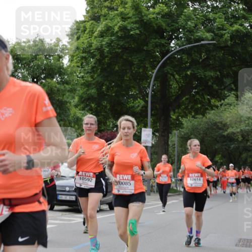 15.06.2025 - REWE Women's Run Jannik Wohlers http://msf.ph/oto/7946160 15.06.2025 08:29:56 Laufen 307, 10592, 0085, 1043, 10168, 10614 meine-sportfotos.de
