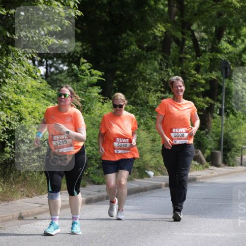 15.06.2025 - REWE Women's Run Jannik Wohlers http://msf.ph/oto/7946163 15.06.2025 10:19:59 Laufen 5245, 5508, 5240 meine-sportfotos.de